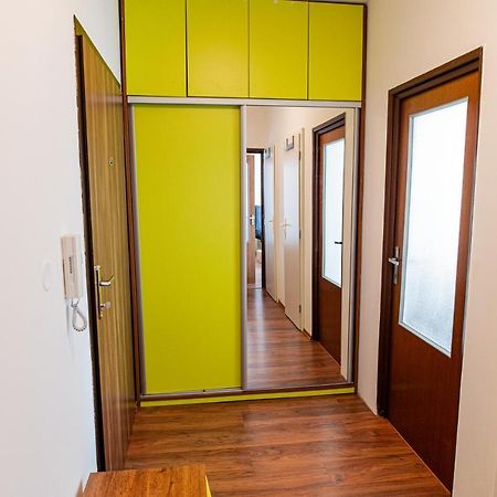 Room 1 Km From Center Bratislava Exterior foto
